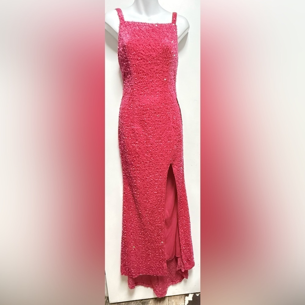 Chic Pink Sleeveless Maxi Dress